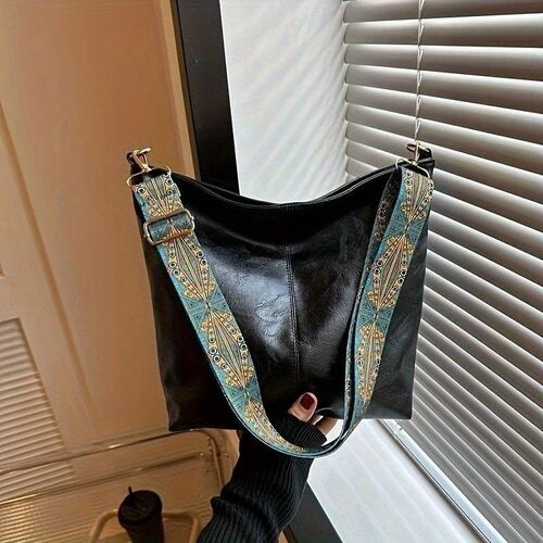 Retro Wide Strap Crossbody Bag - Image 3