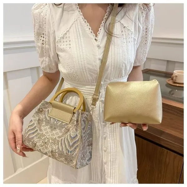2-In-1 Crossbody Shoulder Bag